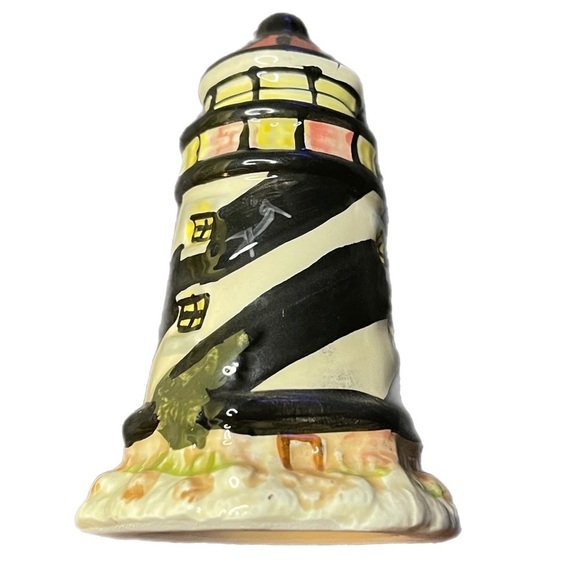 VINTAGE Lighthouse Ceramic SEASONING Shaker (single shaker) - Picture 8 of 16